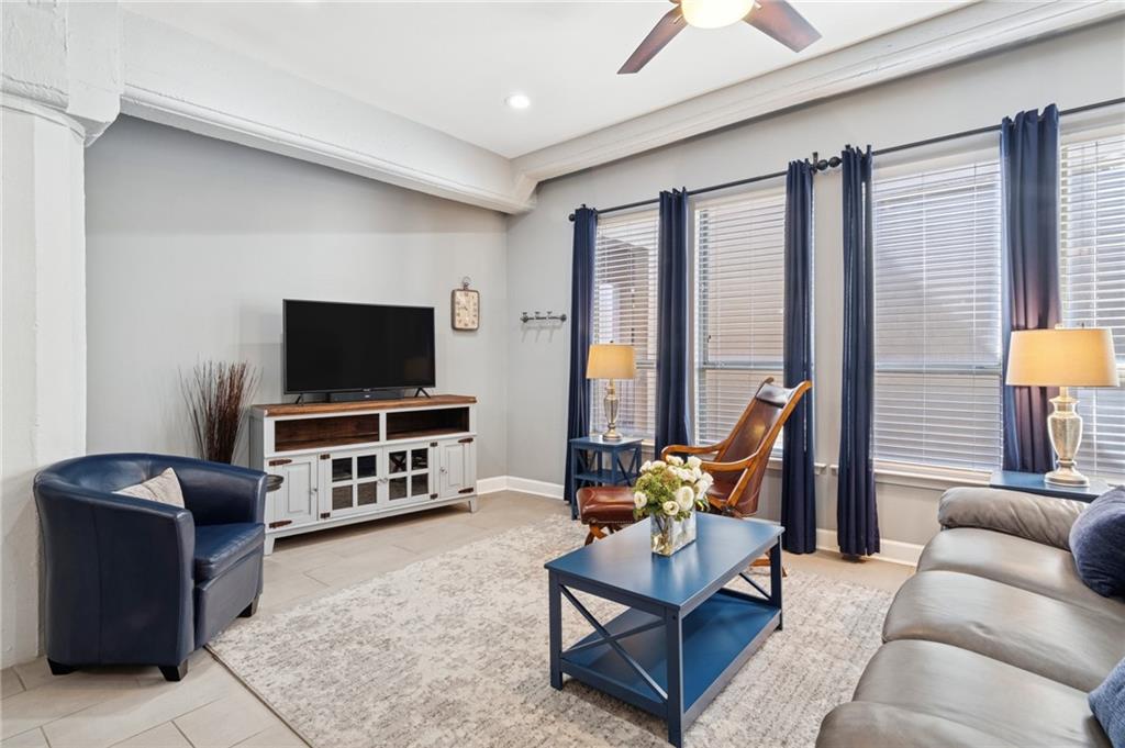 333 JULIA Street 520