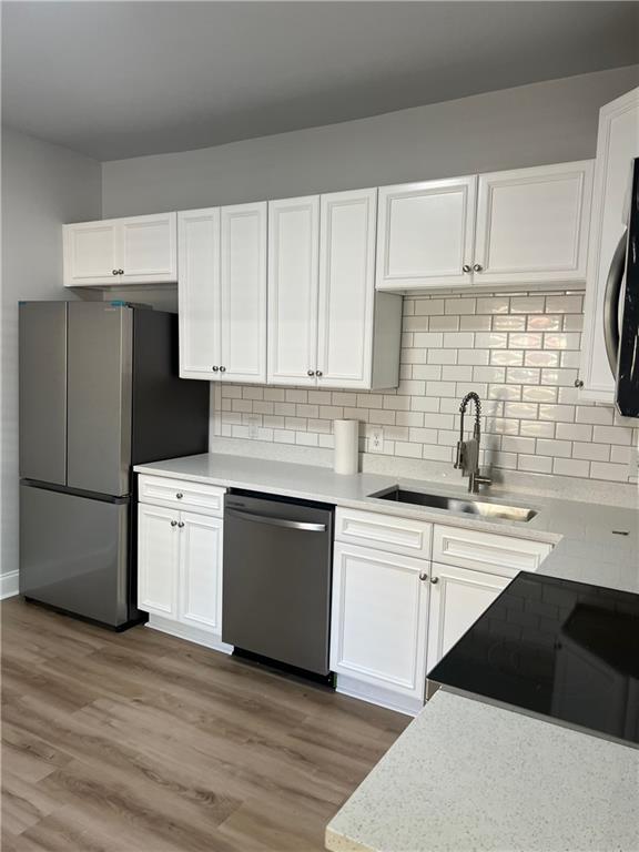New Orleans, Louisiana 70124, United States, 2 Bedrooms Bedrooms, ,1 BathroomBathrooms,Residential,Active,63371