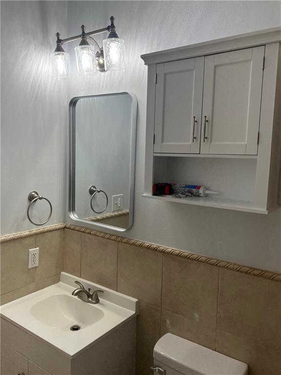 New Orleans, Louisiana 70124, United States, 2 Bedrooms Bedrooms, ,1 BathroomBathrooms,Residential,Active,63371