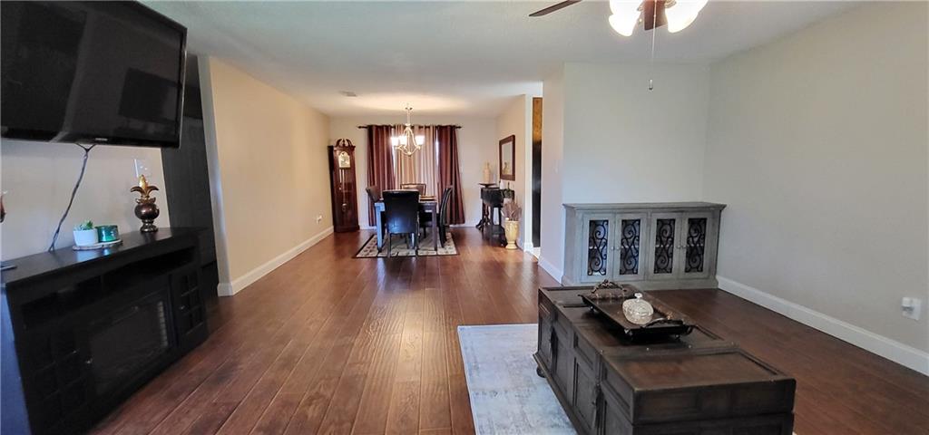 324 RIVER OAKS Drive