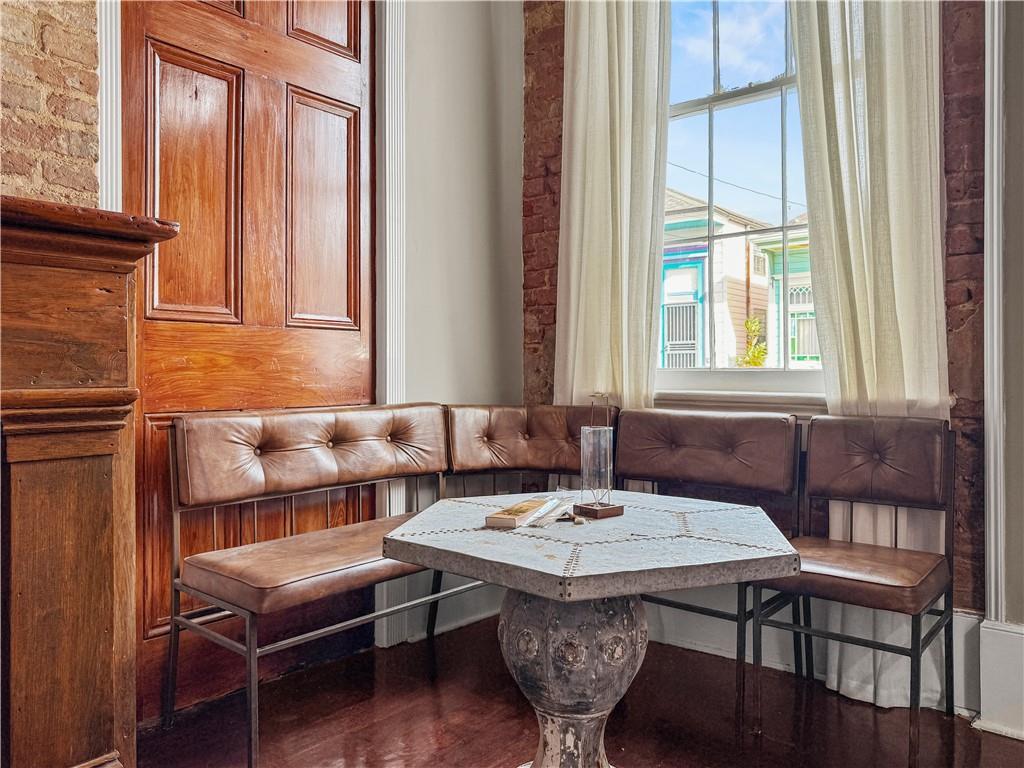 708 MANDEVILLE Street