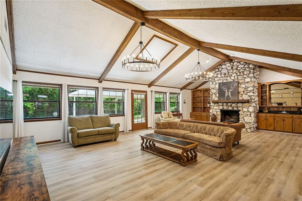 402 ORMOND Drive