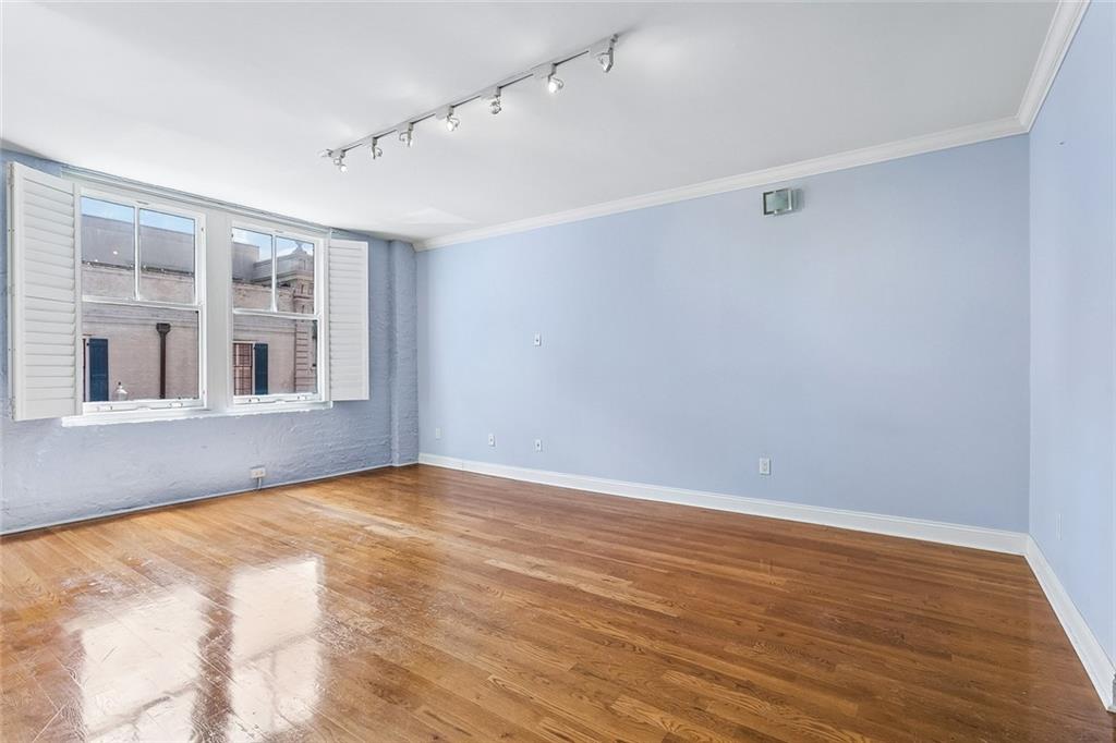 760 MAGAZINE Street 203