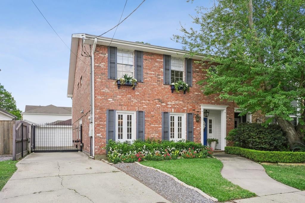 207 METAIRIE HEIGHTS Avenue