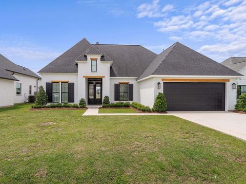 Photo of 8025 BEDICO TRAIL Lane, Madisonville, LA 70447 (MLS # 2554050)