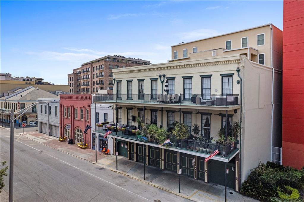 633 TCHOUPITOULAS Street 4