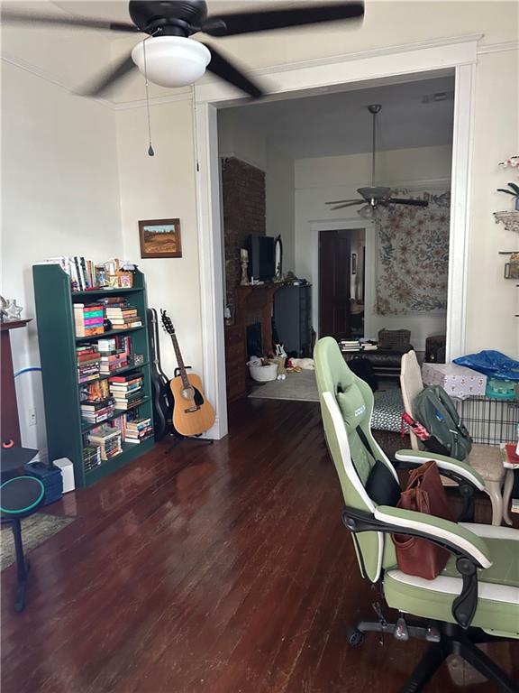 129-31 N GENOIS Street