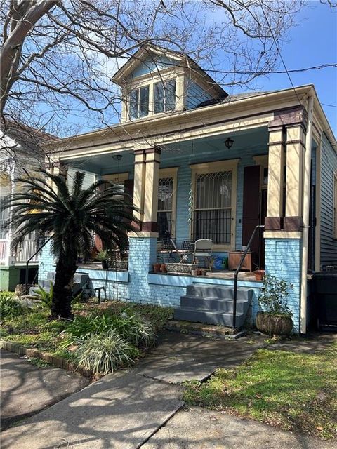 129-31 N GENOIS Street New Orleans LA 70119