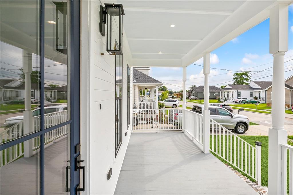 1823 ALEXANDER Avenue