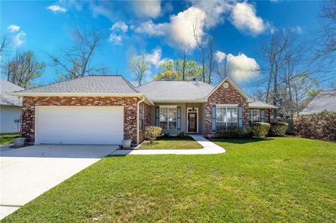 Photo of 719 STONEWOOD Drive, Covington, LA 70433 (MLS # 2547056)