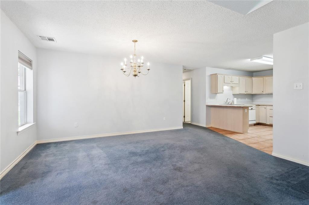 Mandeville, Louisiana 70448, United States, 3 Bedrooms Bedrooms, ,2 BathroomsBathrooms,Residential,Pending,136511