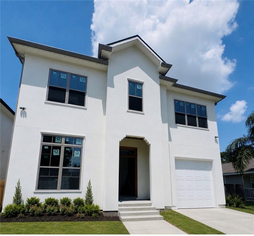 221 E MAPLE RIDGE Drive