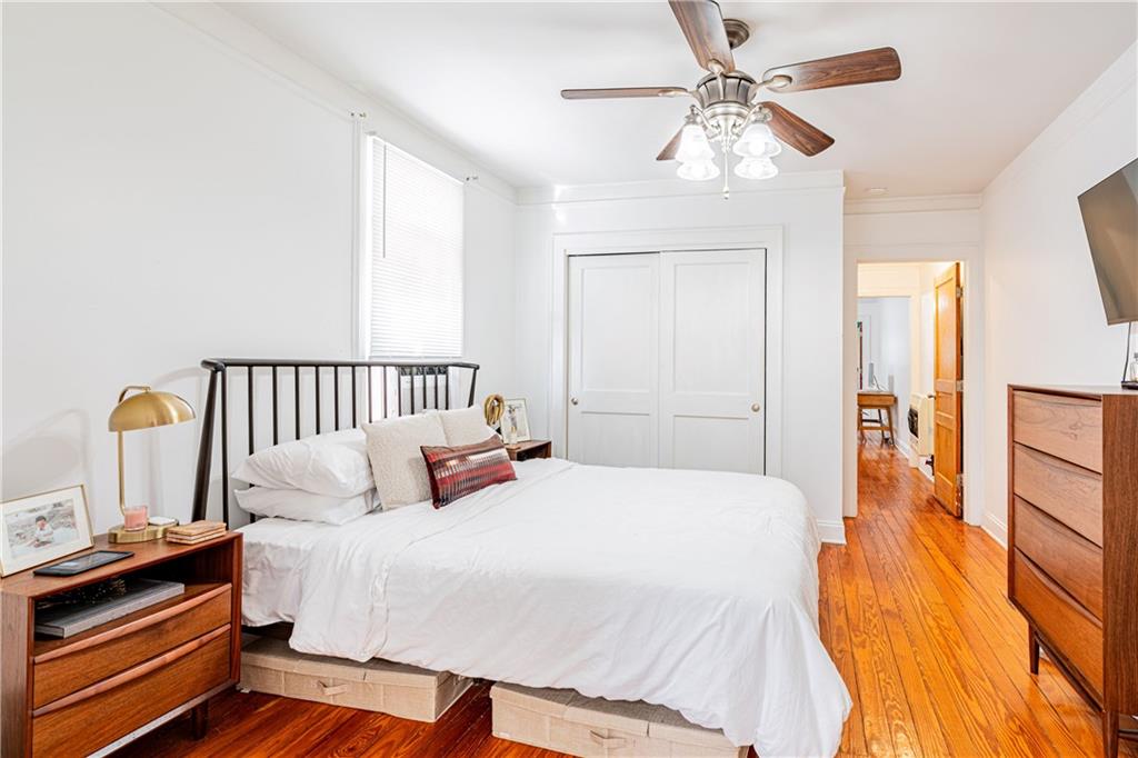 2127-29 MANDOLIN Street