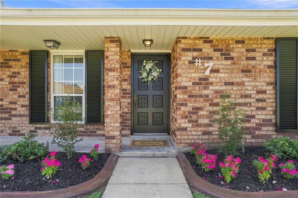 7 CADDO Court