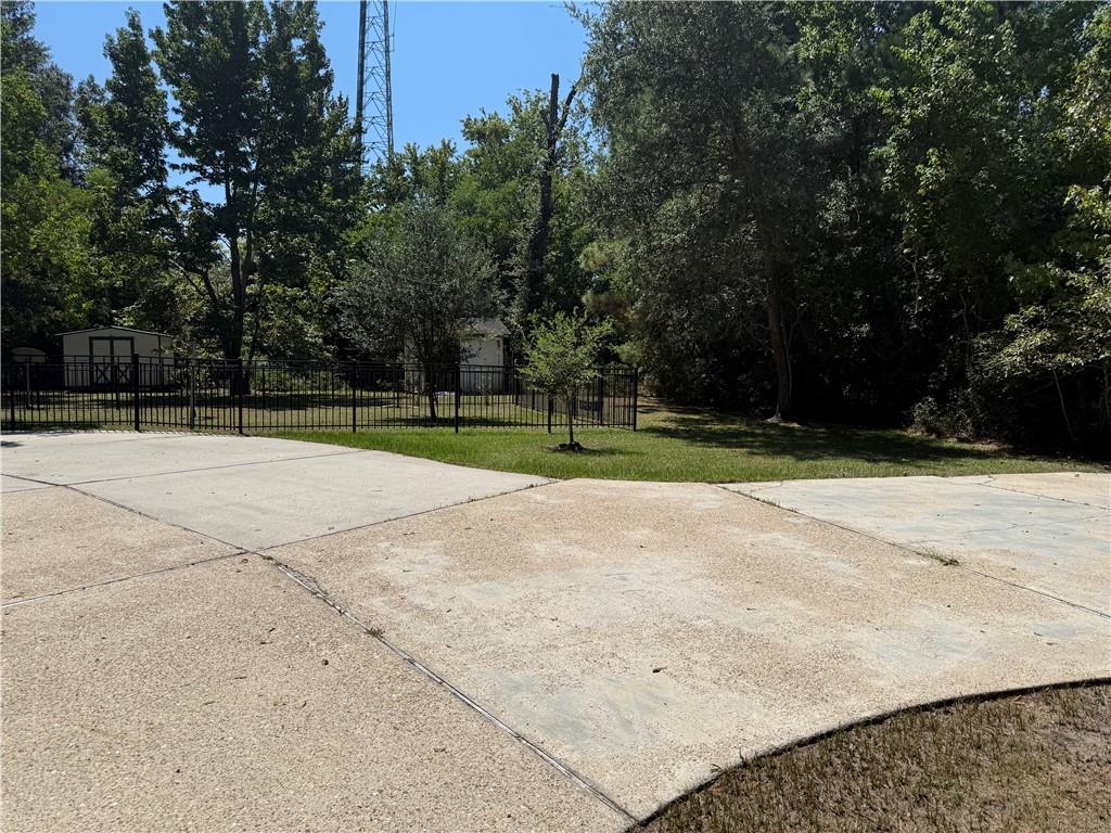 1930 MONTGOMERY Street