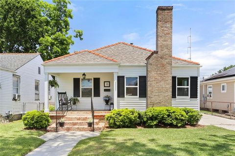 18 DAVIS Boulevard Jefferson LA 70121