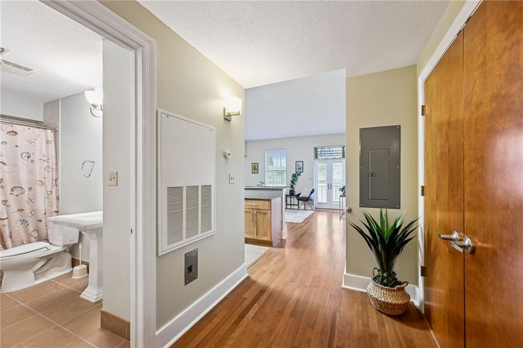 450 JOHN CHURCHILL CHASE Street 205