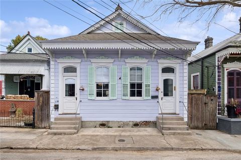 4223-25 BURGUNDY Street New Orleans LA 70117