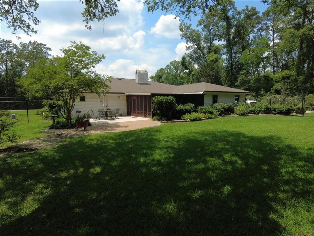 47042 SCOTT Drive