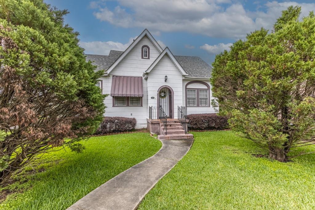 3433 CLERMONT Drive