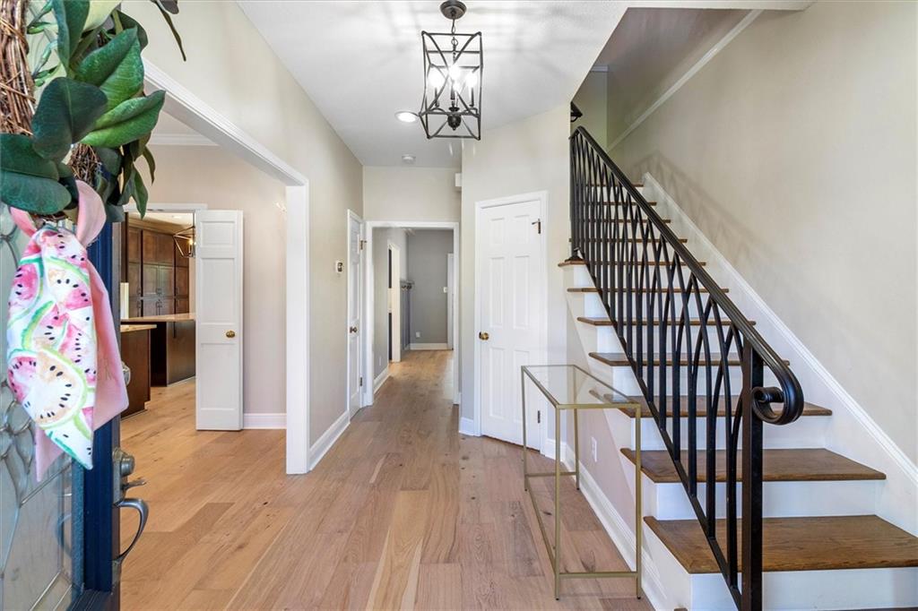 9612 CHARLOTTE Drive