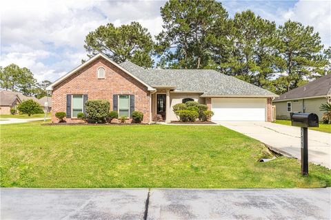 Photo of 711 LIONEL Court, Abita Springs, LA 70420 (MLS # 2555159)