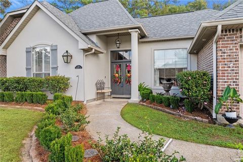124 TIMBERWOOD Drive Madisonville LA 70447