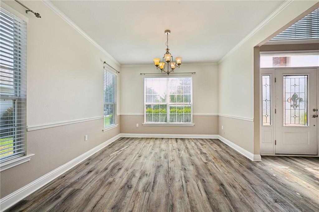 305 STALLION Court