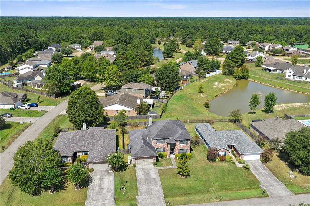 305 STALLION Court