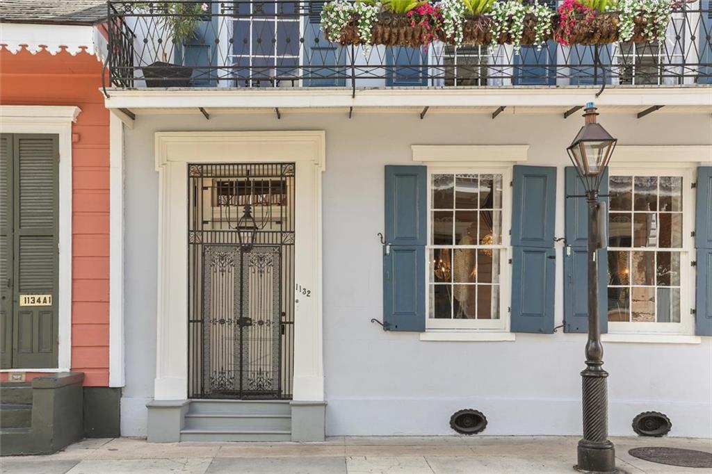 1132 BOURBON Street