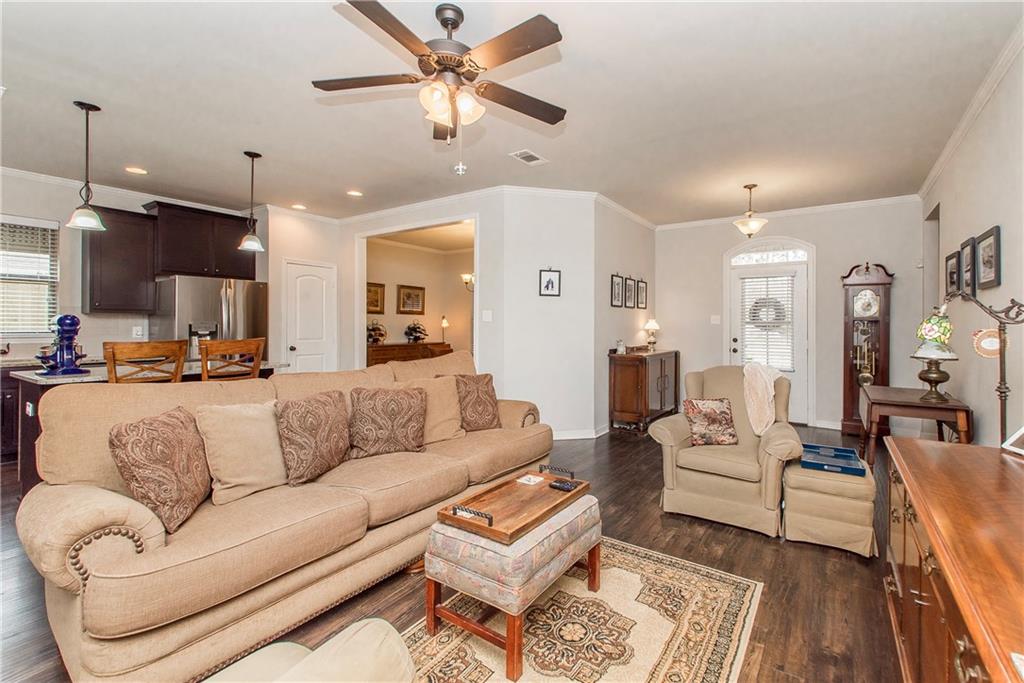 720 PERRILLOUX Trace