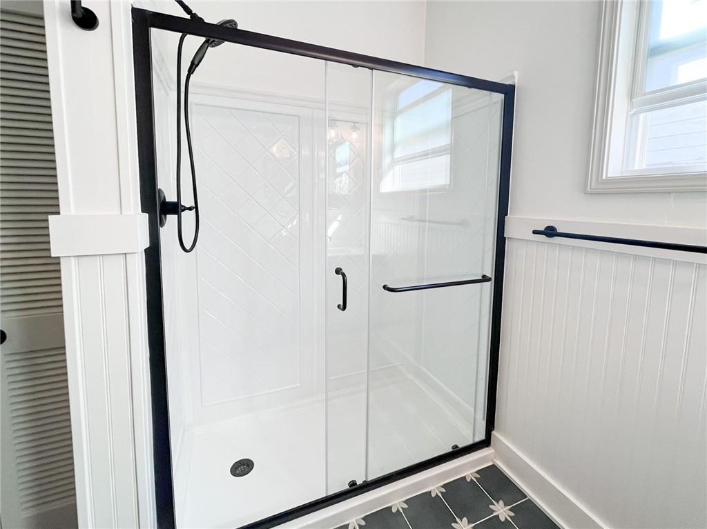 New Orleans, Louisiana 70115, United States, 2 Bedrooms Bedrooms, ,1 BathroomBathrooms,Residential,Pending,65385