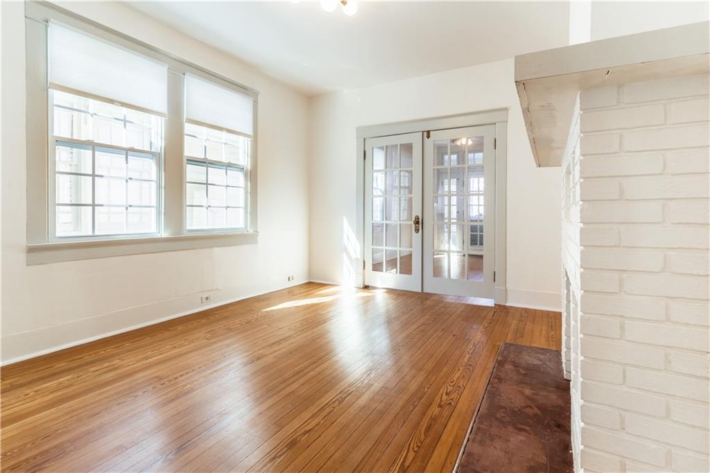 New Orleans, Louisiana 70115, United States, 2 Bedrooms Bedrooms, ,1 BathroomBathrooms,Residential,Pending,65385