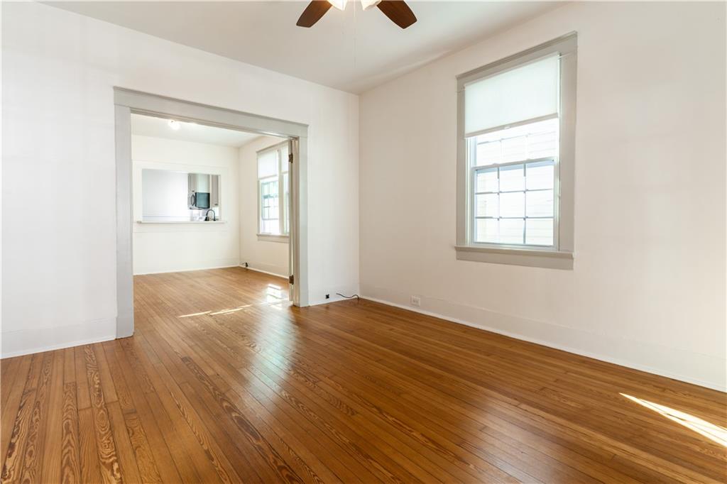 New Orleans, Louisiana 70115, United States, 2 Bedrooms Bedrooms, ,1 BathroomBathrooms,Residential,Pending,65385