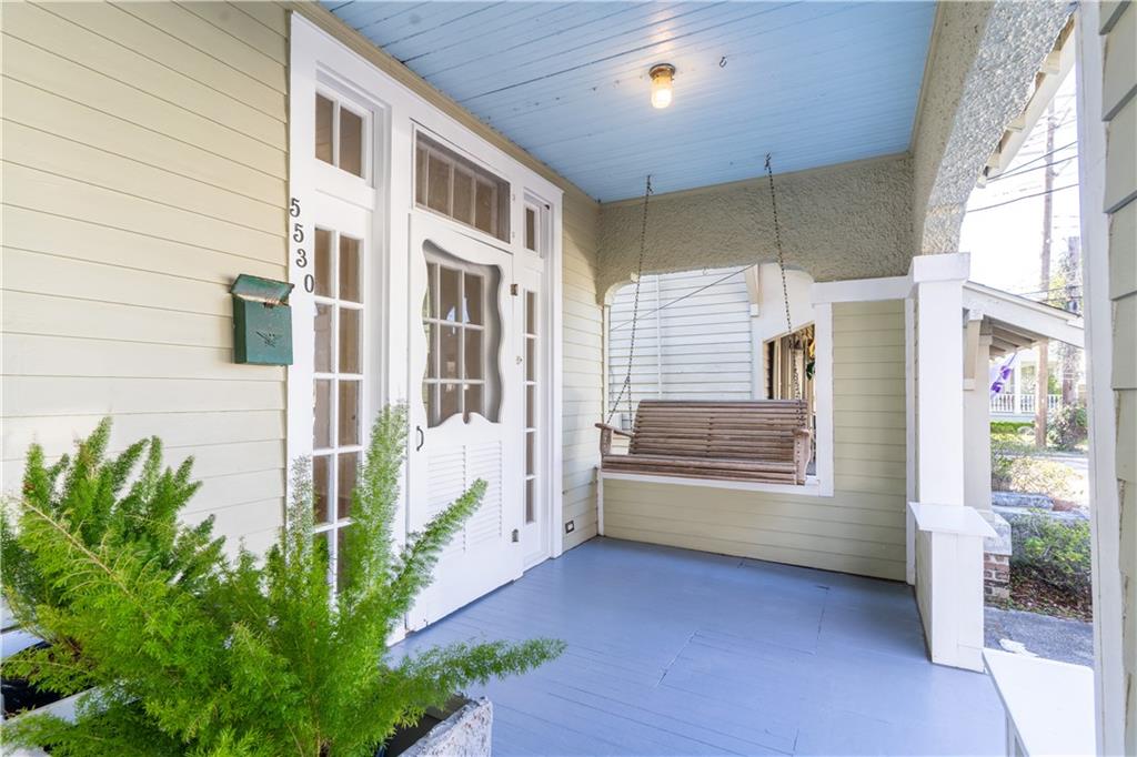 New Orleans, Louisiana 70115, United States, 2 Bedrooms Bedrooms, ,1 BathroomBathrooms,Residential,Pending,65385
