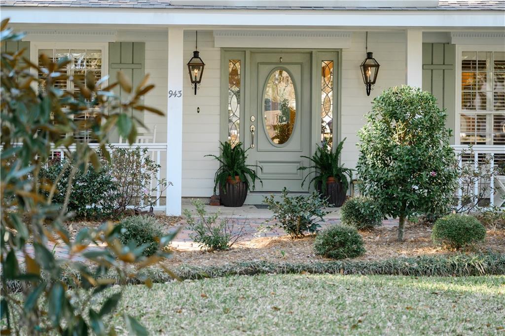 943 CHUKA Court