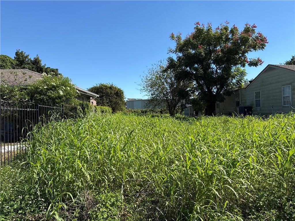 1844 SHIRLEY Drive