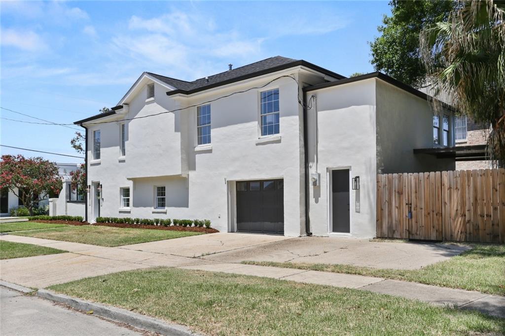 2526 METAIRIE Road