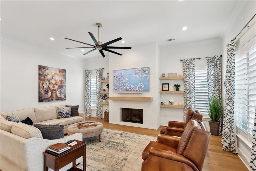 121 CHATEAU PAPILLON Lane