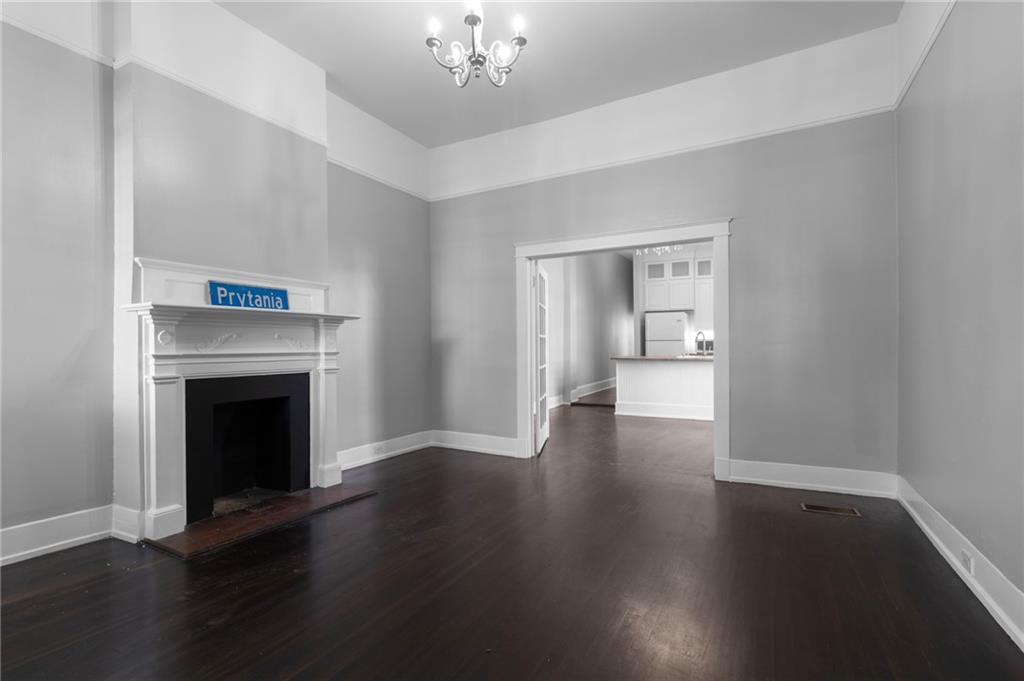 1212 NAPOLEON Avenue 0