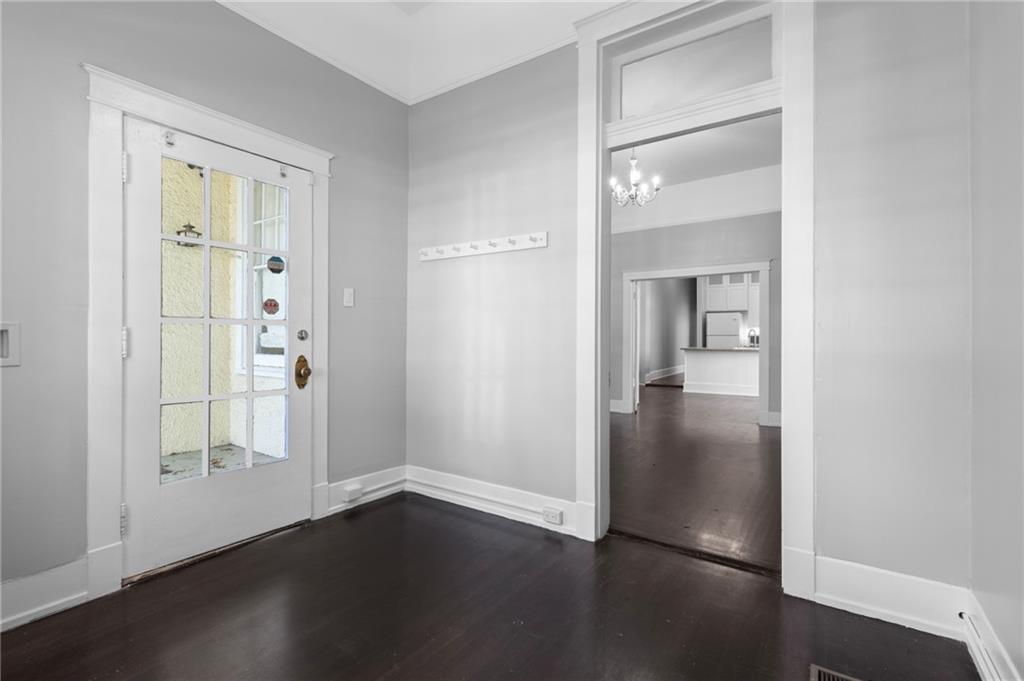 1212 NAPOLEON Avenue 0