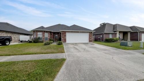 Marrero, Louisiana 70072, United States, 3 Bedrooms Bedrooms, ,2 BathroomsBathrooms,Residential,Active,215085