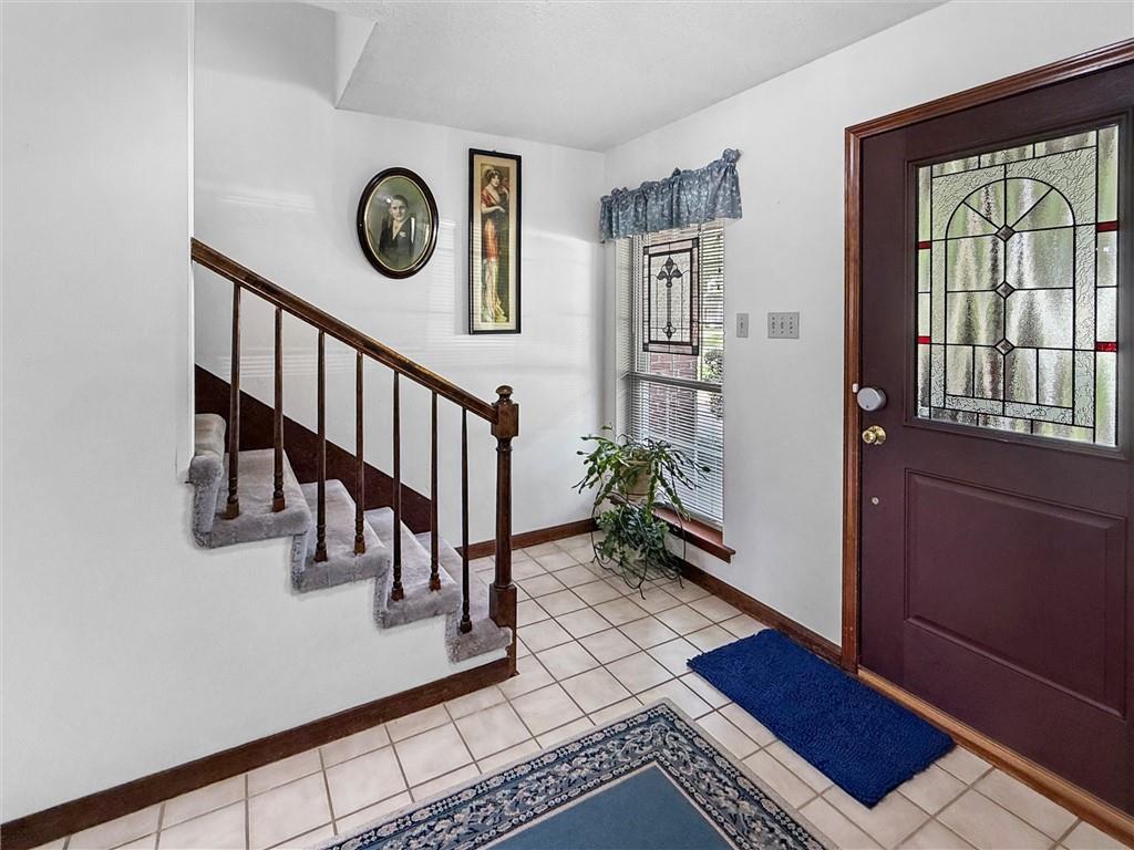 116 STRATFORD Drive