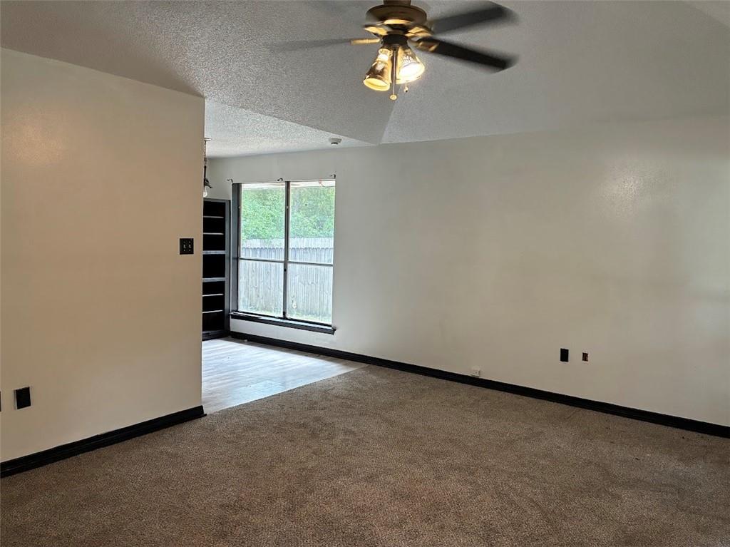 108 E CHERRYWOOD Lane