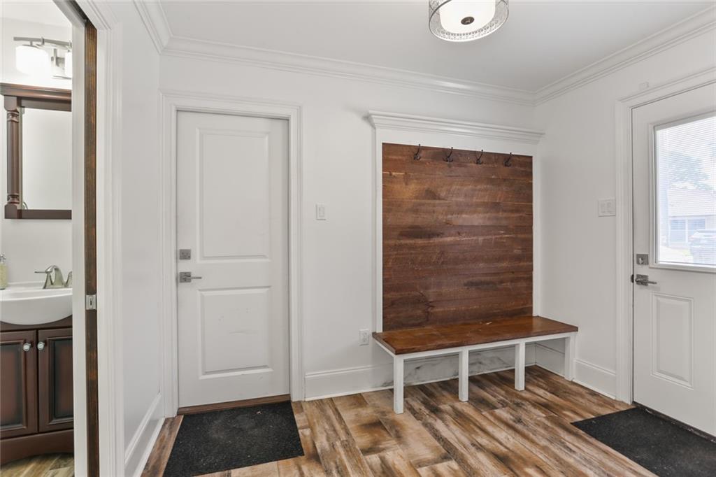 New Orleans, Louisiana 70122, United States, 5 Bedrooms Bedrooms, ,5 BathroomsBathrooms,Residential,Active,96287