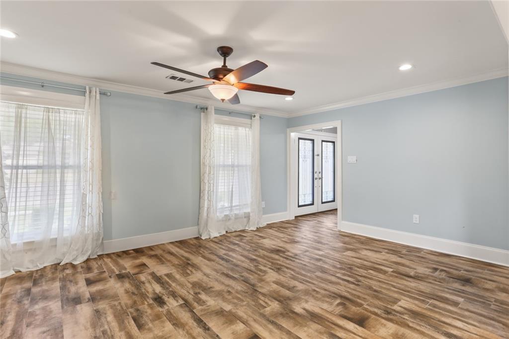 New Orleans, Louisiana 70122, United States, 5 Bedrooms Bedrooms, ,5 BathroomsBathrooms,Residential,Active,96287