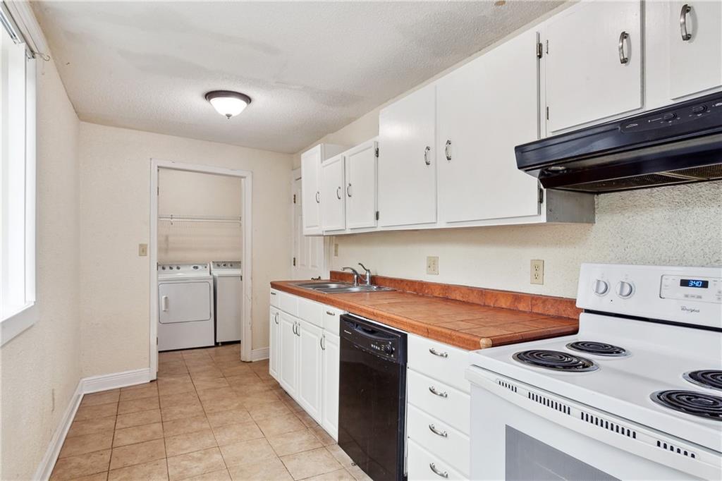 New Orleans, Louisiana 70113, United States, 2 Bedrooms Bedrooms, ,2 BathroomsBathrooms,Residential,Active,69621