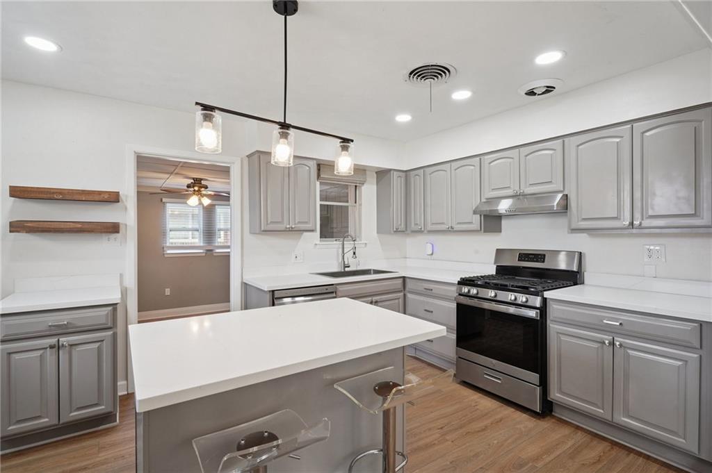 8713 CRAWFORD Street