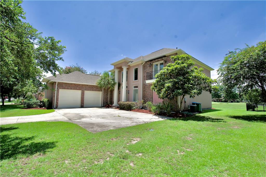Photo 5 of 42 of 6141 JONATHAN ALARIC Avenue house