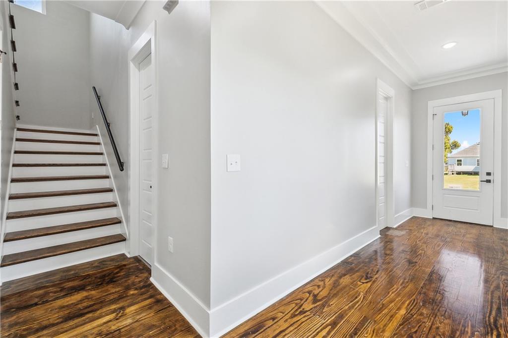 1938 BENJAMIN Street